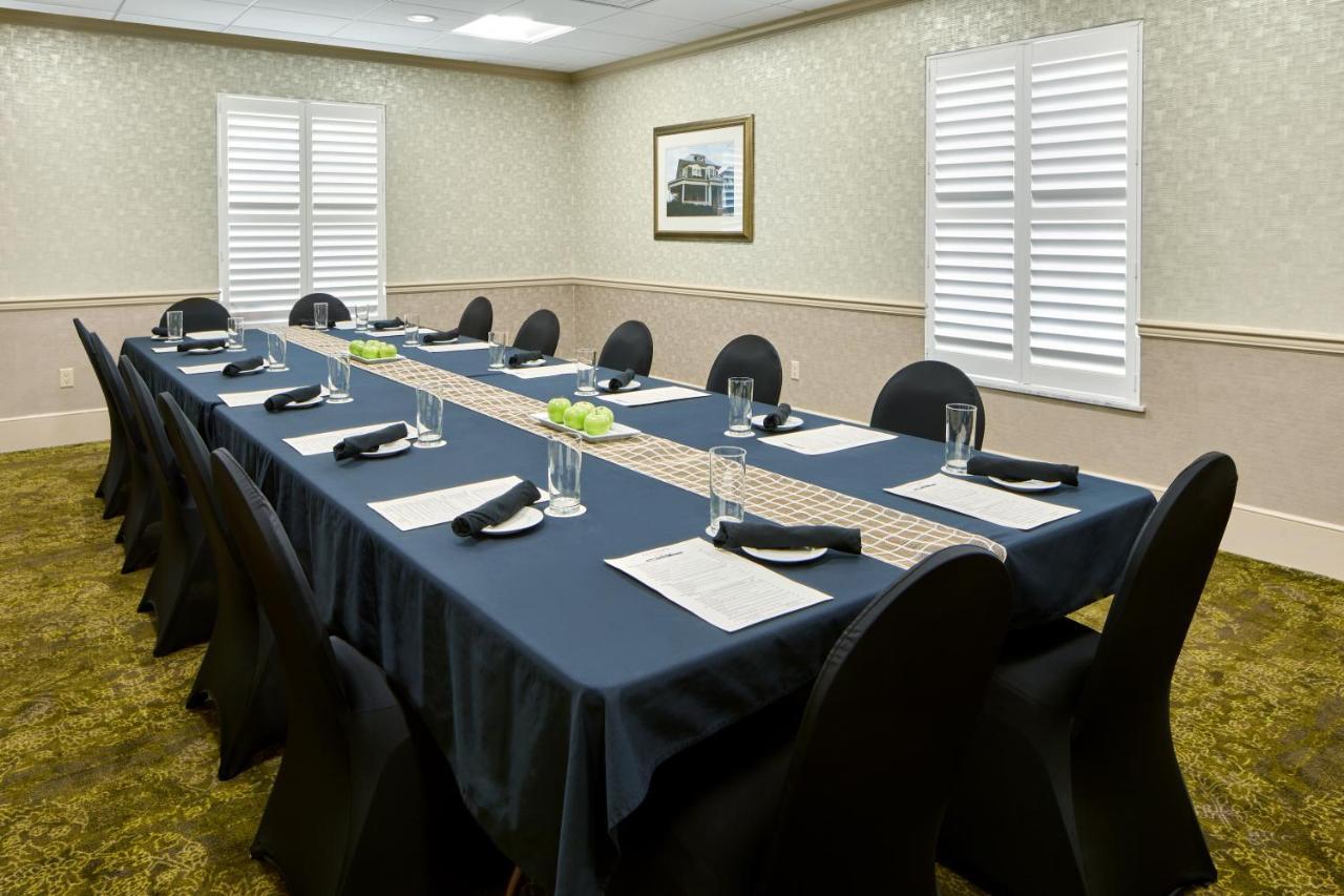 את'נס Ohio University Inn And Conference Center מראה חיצוני תמונה