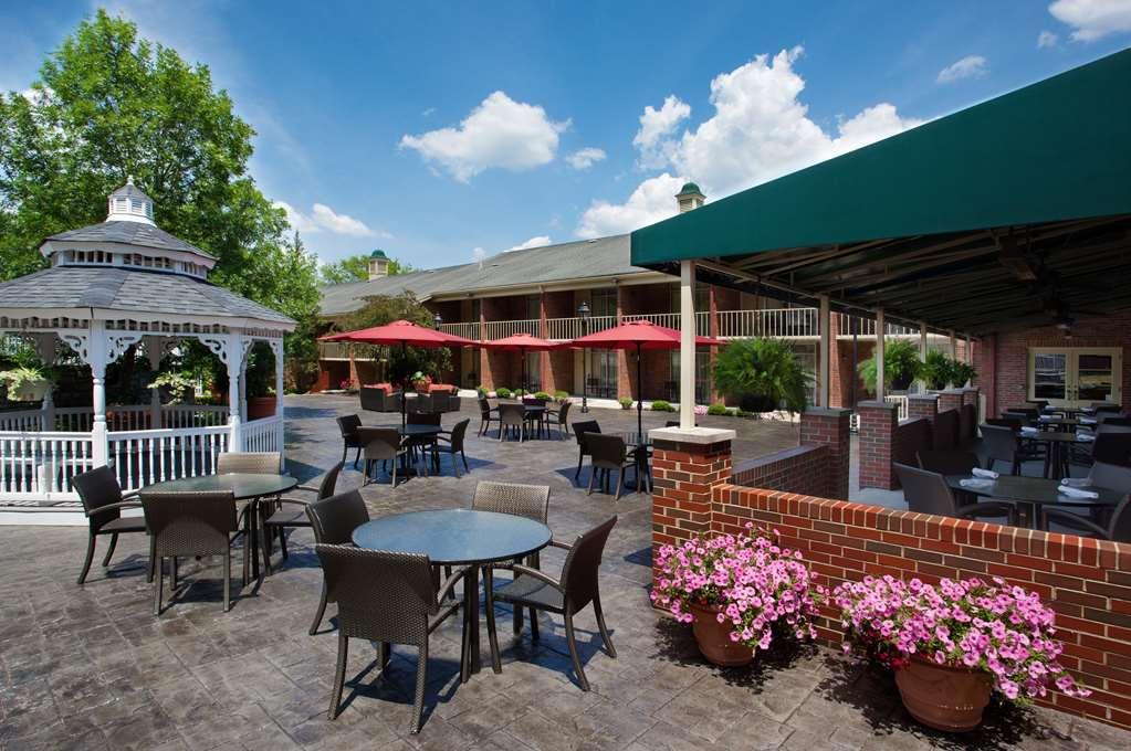 את'נס Ohio University Inn And Conference Center מראה חיצוני תמונה