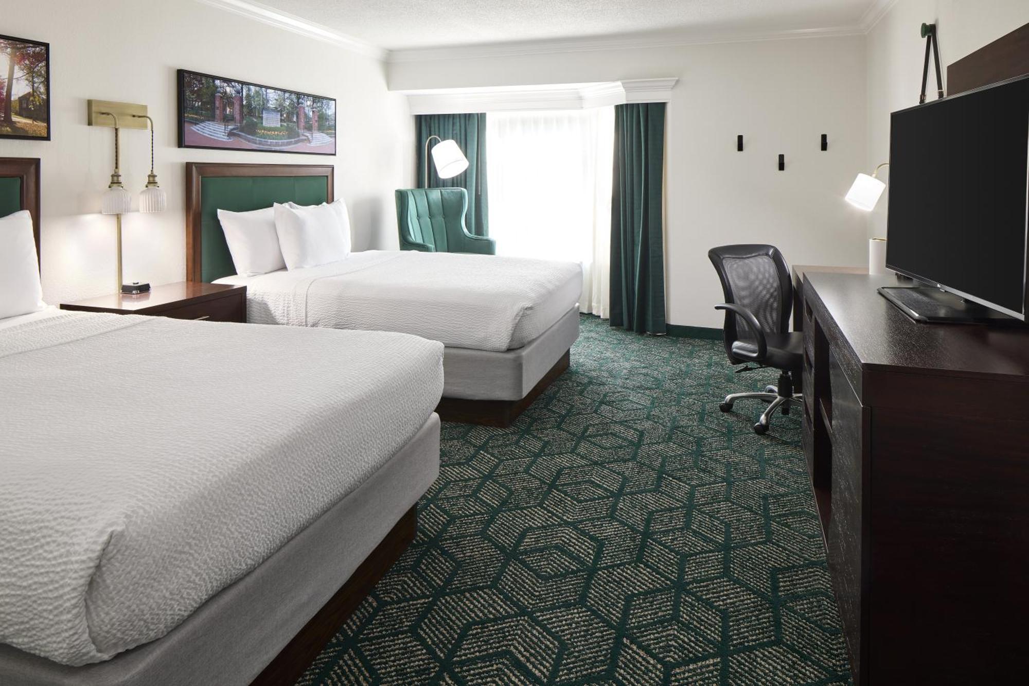 את'נס Ohio University Inn And Conference Center מראה חיצוני תמונה