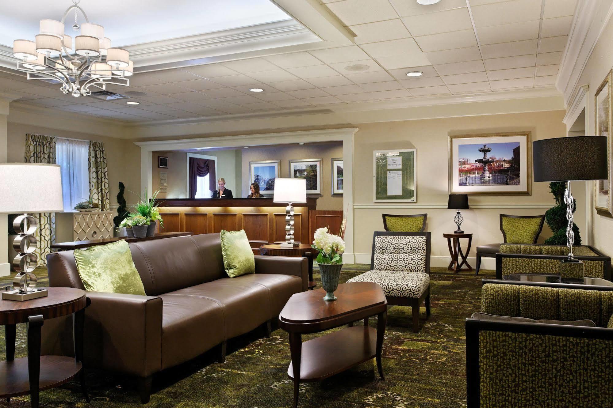 את'נס Ohio University Inn And Conference Center מראה חיצוני תמונה